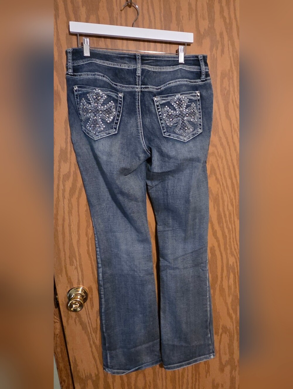 Apt 9 embellished boot cut jeans - size 10